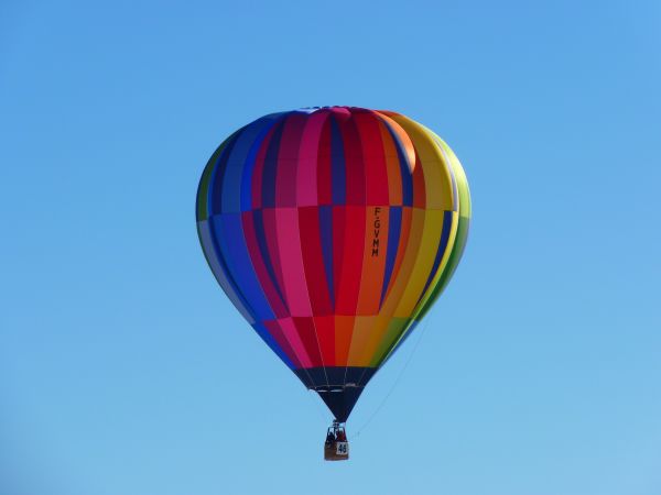 adventure-balloon-colorful-87744.jpg