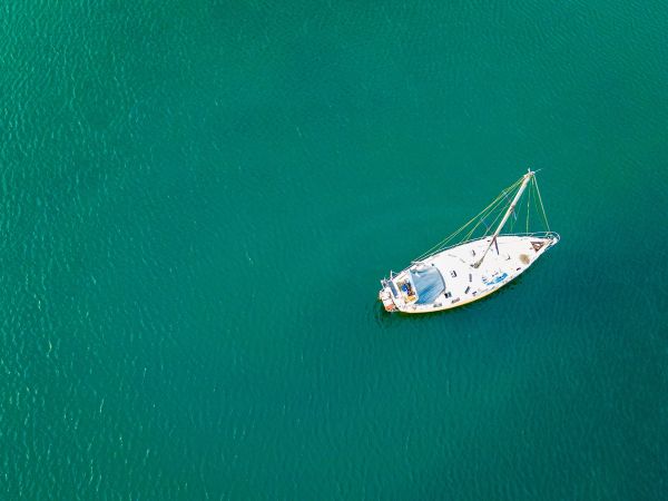 aerial-view-bird-s-eye-view-boat-910154.jpg