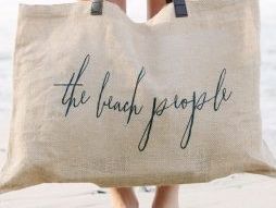 the beach people jute bag_1.jpg